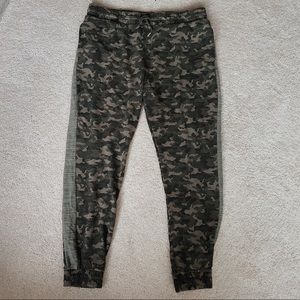 Mossimo Camouflage Fashion Sweatpants